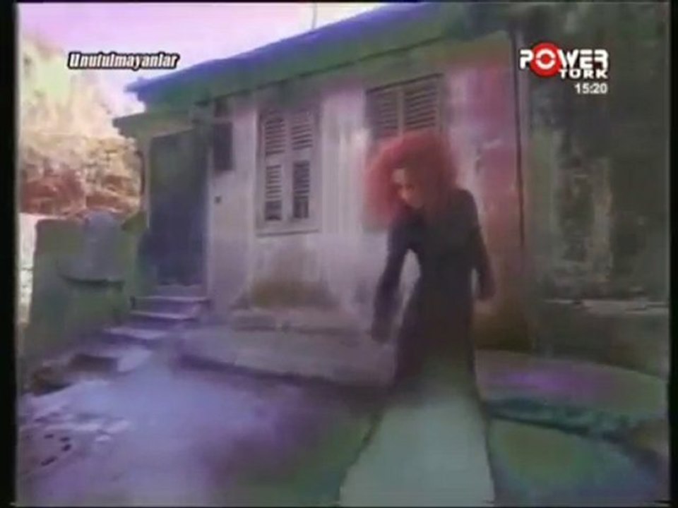 Sertab Erener - Sevdam Ağlıyor
