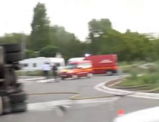 Un camion se renverse à Quiévrechain