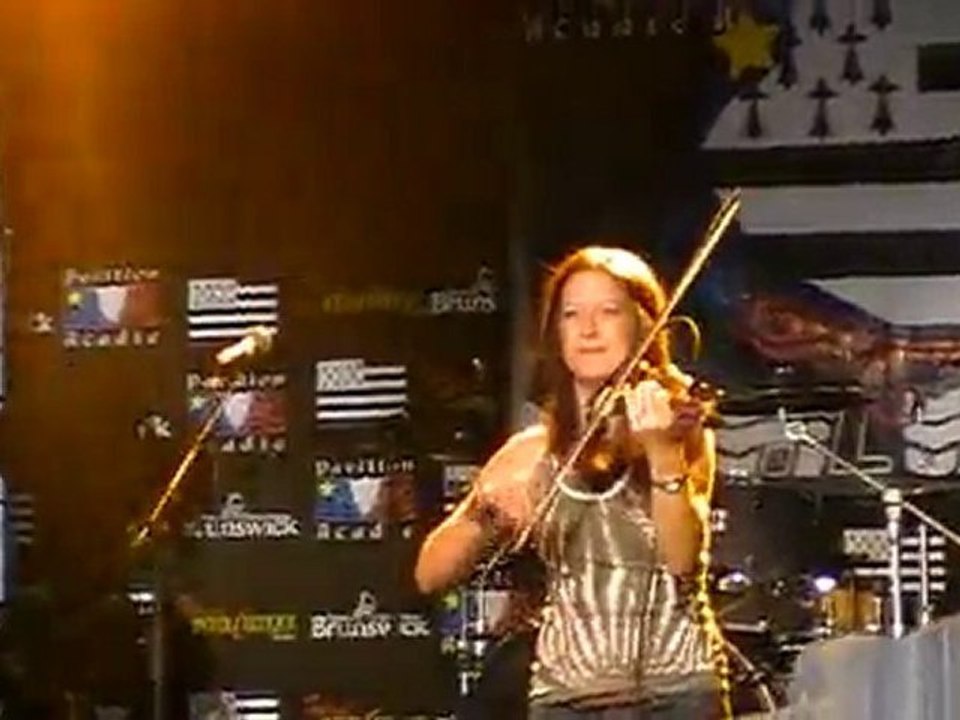 LA VIREE  FESTIVAL INTERCELTIQUE LORIENT 2010 PAVILLON ACADI