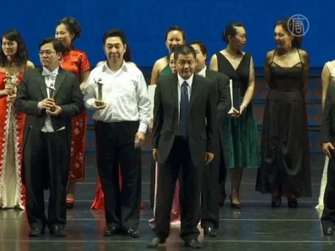 Конкурс китайского вокала проходит в Нью-Йорке