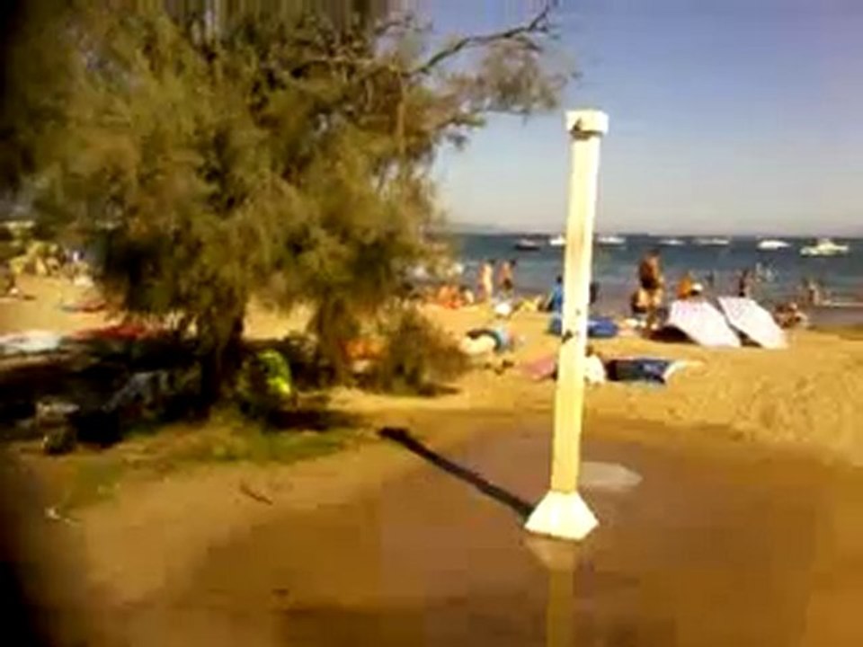 PLAGE DU PORT POTHUAU  A HYERES