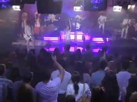 [HQ] Katy Perry - California Gurls - Live On Letterman