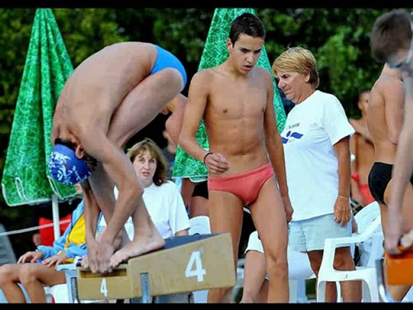 Pink speedo - video Dailymotion