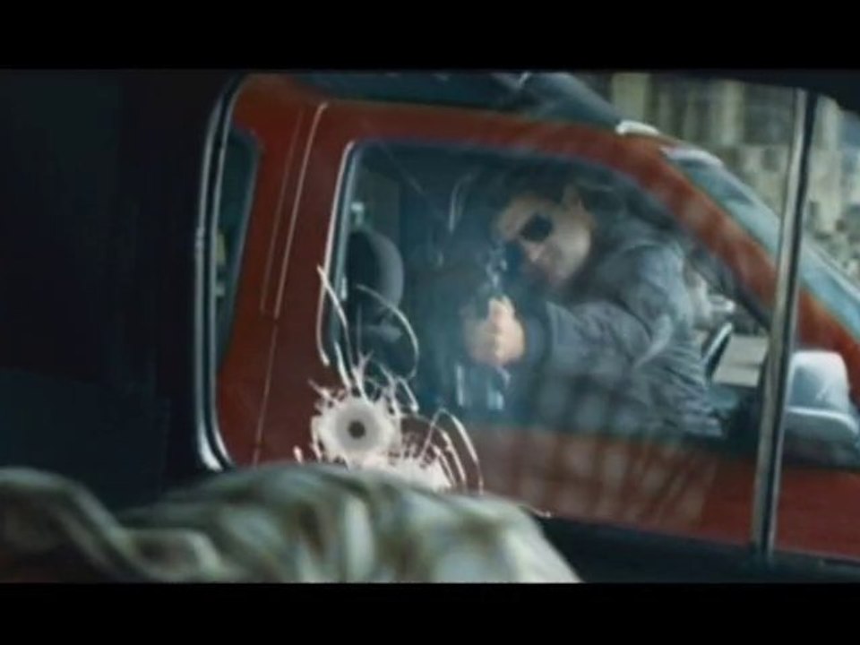 Jet Li ma ciężkie życie - Niezniszczalni (fragment)