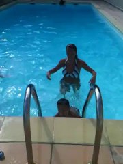 ilyes nage sous l'eau 2