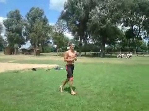 Salto avant rondade salto arriere