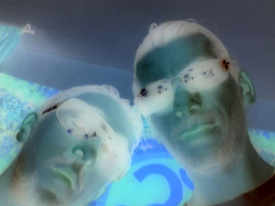 juanito dit dark dogg feat los hermanos - toc toc