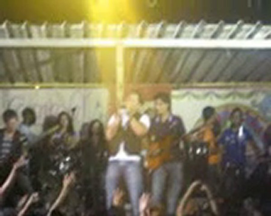 Ella Sabe-Leony Torres