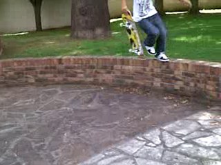 les ratages skate cave man
