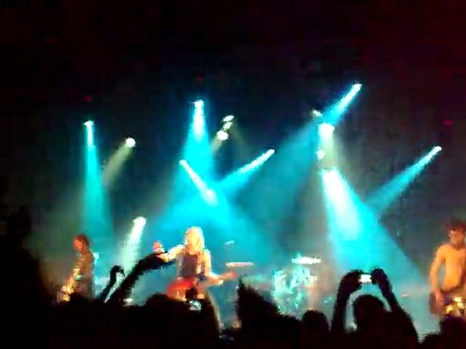 Hole - Celebrity Skin