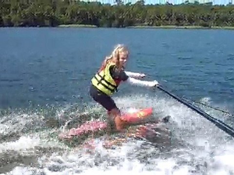 20100731 Clara ski nautique 1 Lacanau