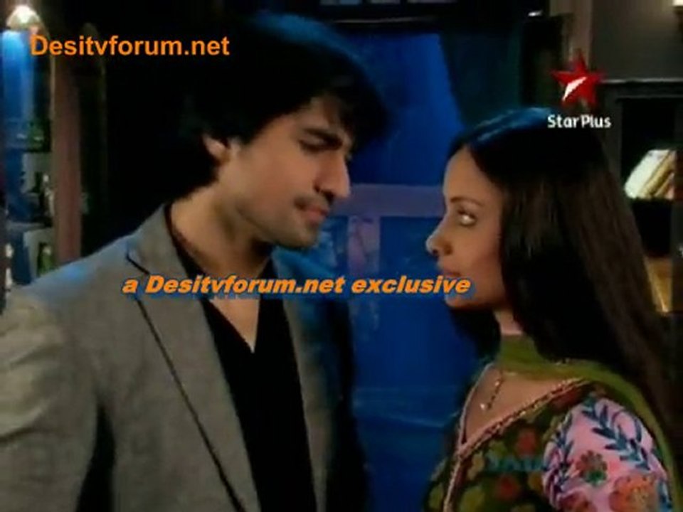 Tere Liye  - 25th August 2010 - pt1