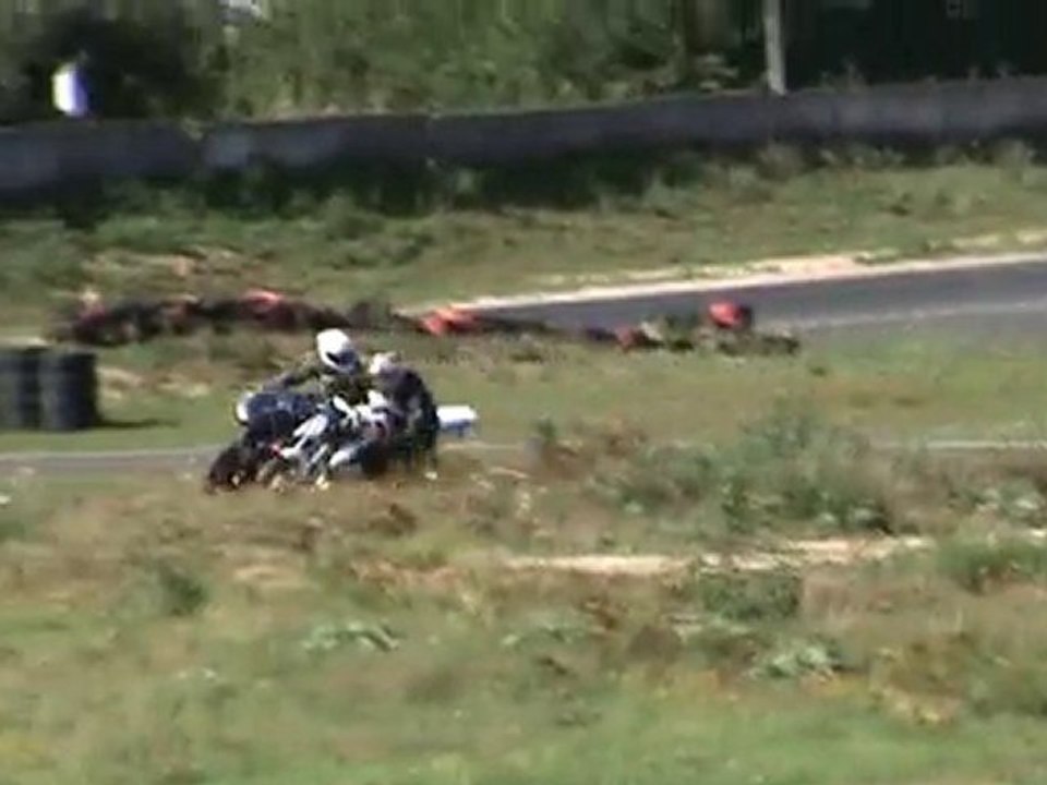 circuit carole le 21/08/10 en R1 2002