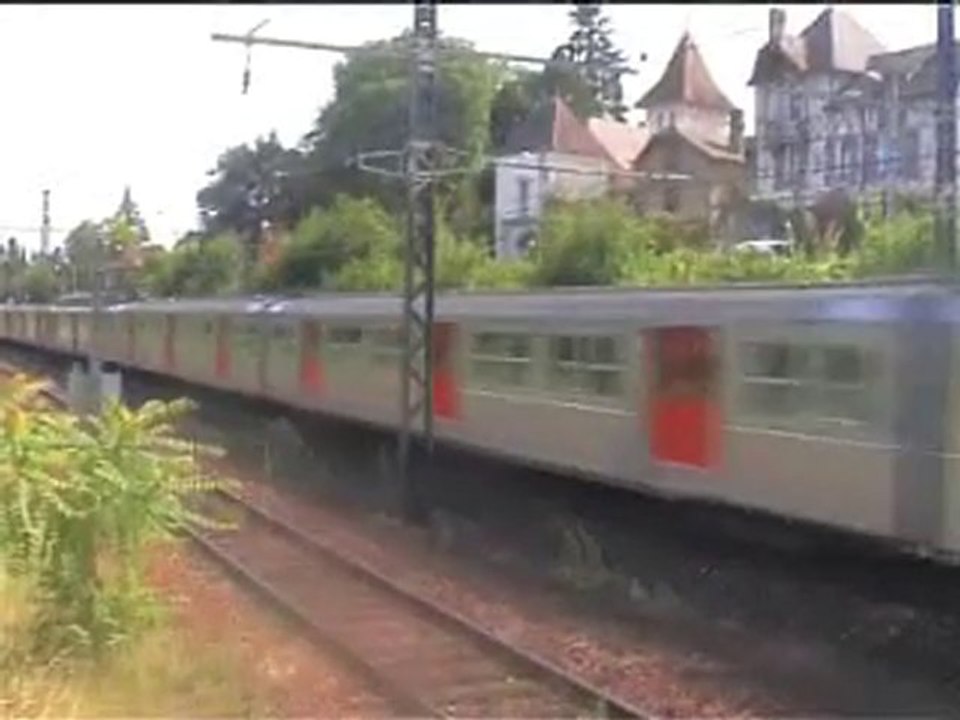 une z5300 UM arrive à moret