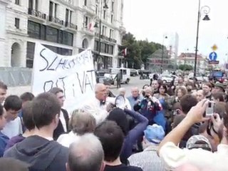 Demonstracja przeciw podwyżce VAT - Warszawa 26.08.2010