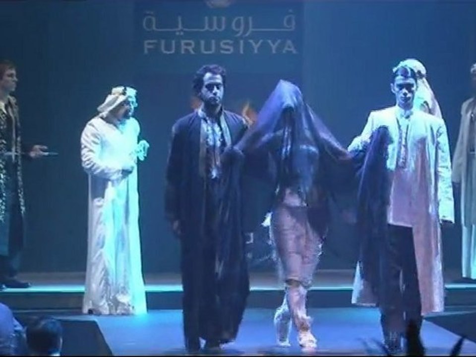 A gith from the desert,USA Fashion Show ,by Yahya Al Bishri