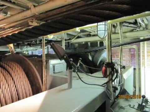 TUG OCEAN WRESTLER Winch Area