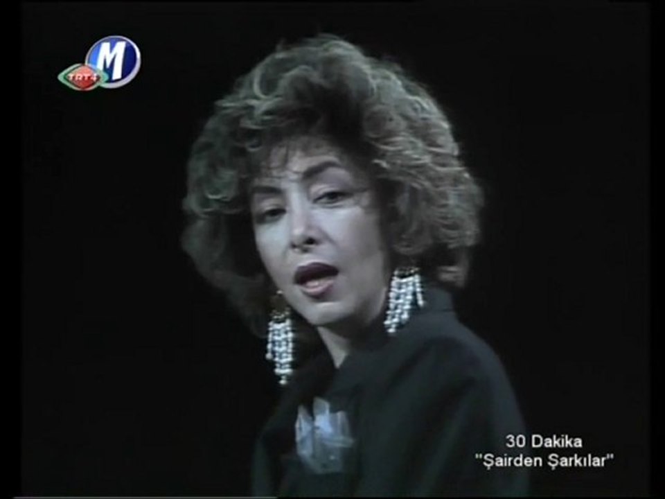 Humeyra .Sessiz gemi TRT Sairlerden Sarkilar.