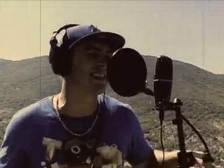 Le soleil brille brille mais les saisons défilent (clip)