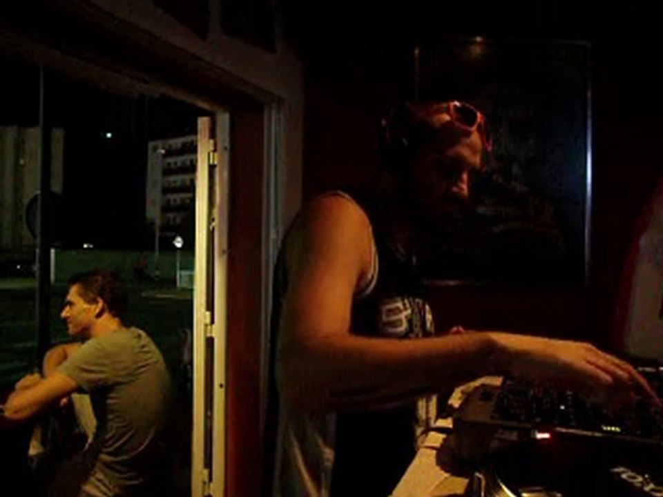 Drum & Bass session Unity, Gravity Cartel