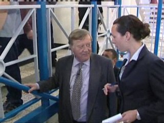 Less short jail terms 'won't cut reoffending'