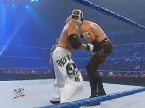 Кейн отново размаза Мистерио