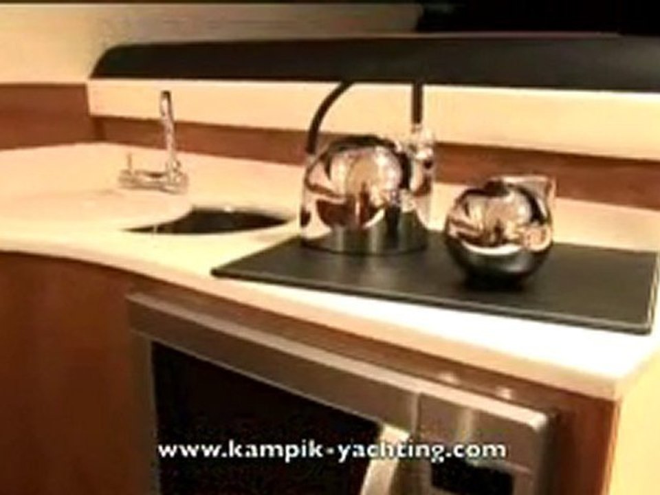 KAMPIK YACHTING – 47 Flybridge ASTONDOA YACHTS