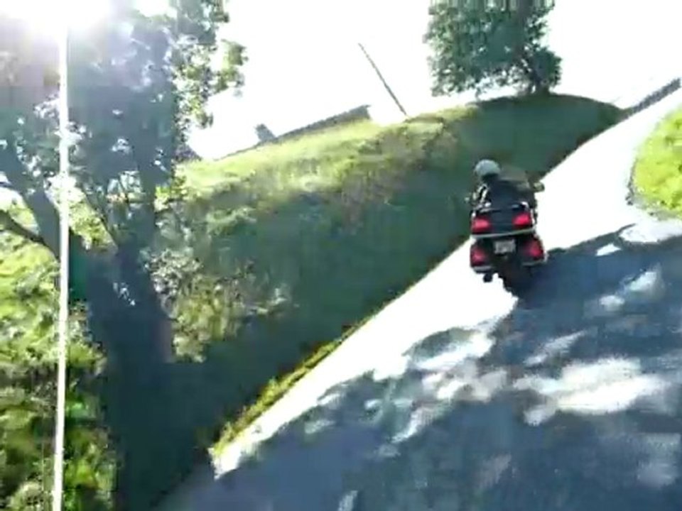 GOLDWING - VIROLOS DANS LES ALPES FRANCAISES N°1