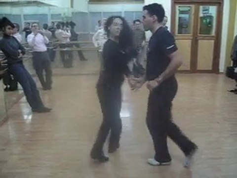 Salsa On 2 - Cours de Salsa avec Ilham & Fabien (MDS)