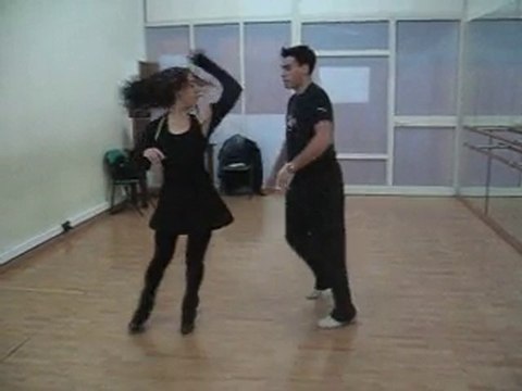 Salsa On 2 - Cours de Salsa avec Ilham & Fabien (MDS)