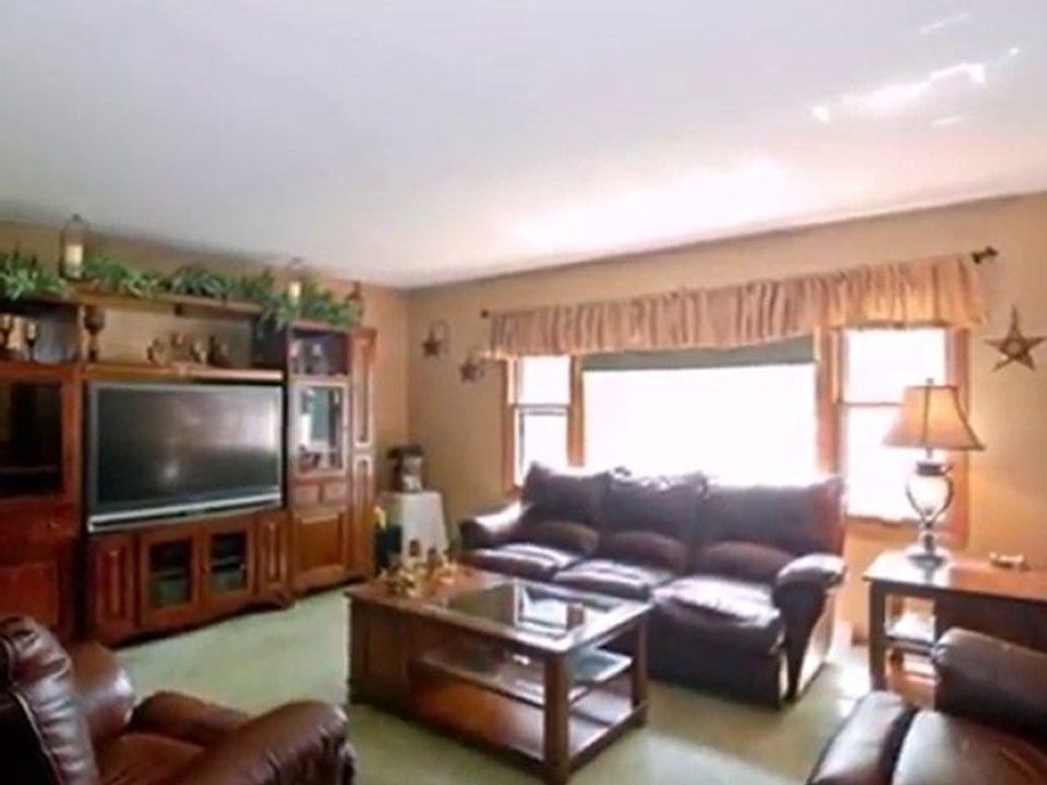 Homes for Sale - 2208 Mulberry Ct - West Bend, WI 53090 - Co