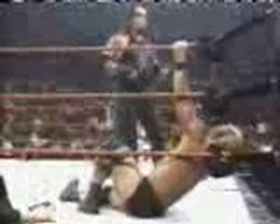 WWE - The Undertaker vs. Stone Cold Steve Austin