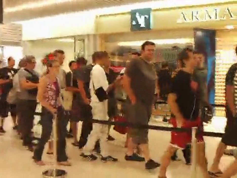 l ouverture de l apple store de cap 3000 suite [VeryTest]