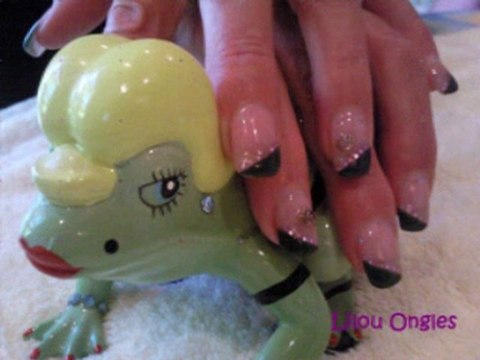 lilou ongles modèes aout 2010
