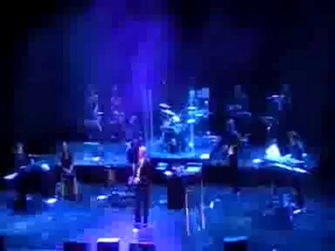 Love Is In The Air -Engelbert Humperdinck - 2009