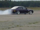 BMW E34 M5 1200BHP V.S MOTOR BURNOUT V.2_(360p)