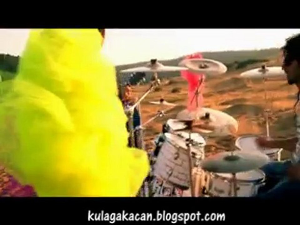 Batı Yakası - Bana Her Şeyi Anlat