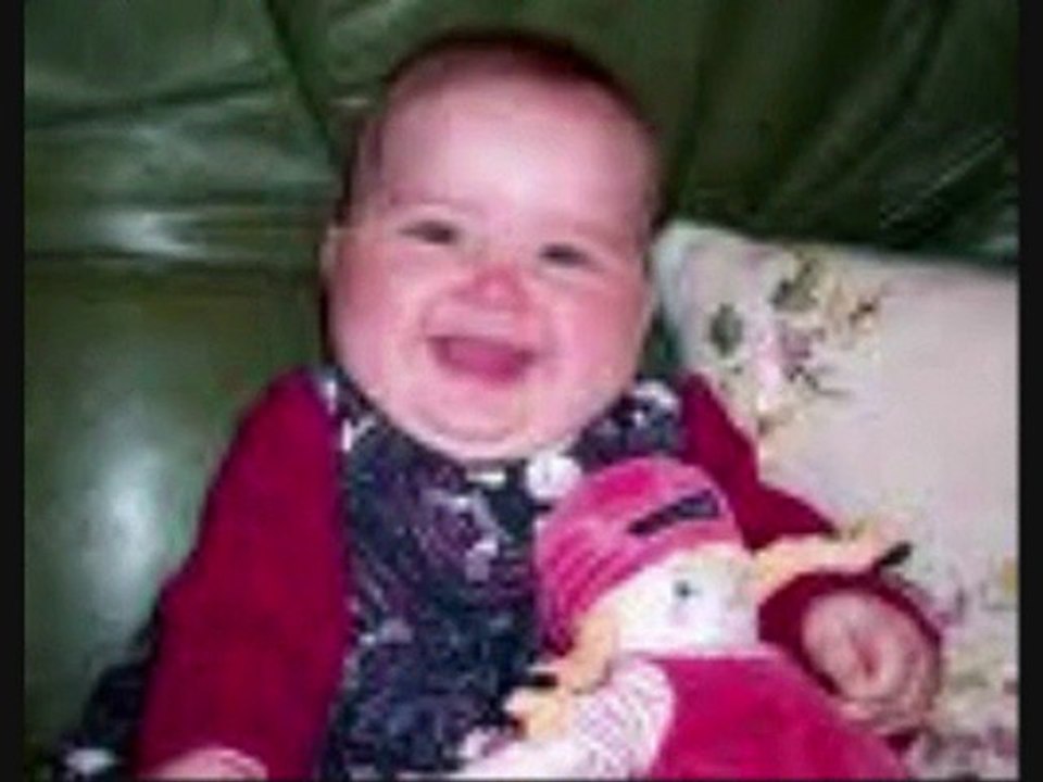 BEBE QUI RIT CHLOUH