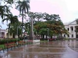 CUBA : Sancta Clara, La place principale