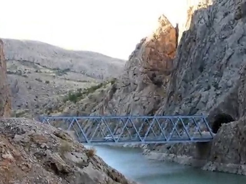 Karanlık Kanyon Kemaliye Taşyolu