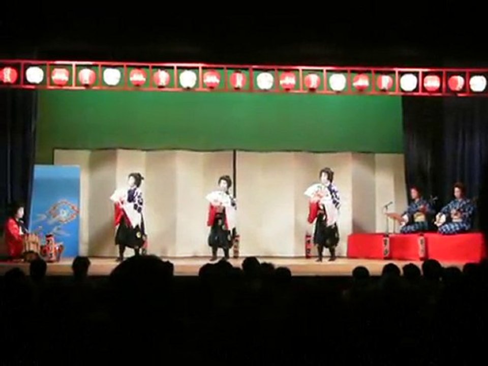 Geishas à Asakusa (07 août 2010) 1