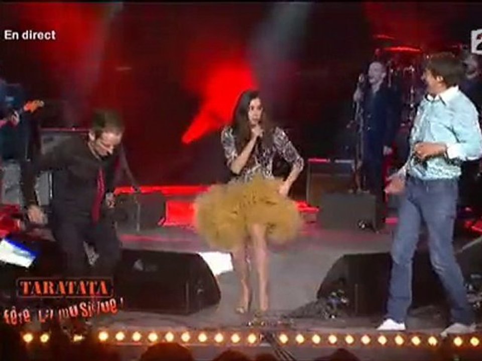 Olivia RUIZ, CALI  & Mathias MALZIEU - Paint it black