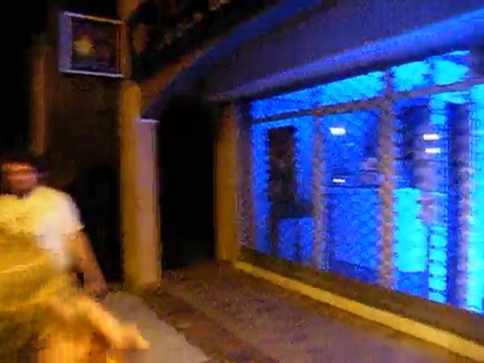 Clan du Néon à Mouans Sartoux par les jeunes de l'UDB