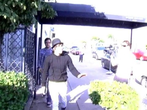 SNTV - Pete Wentz turns 30.