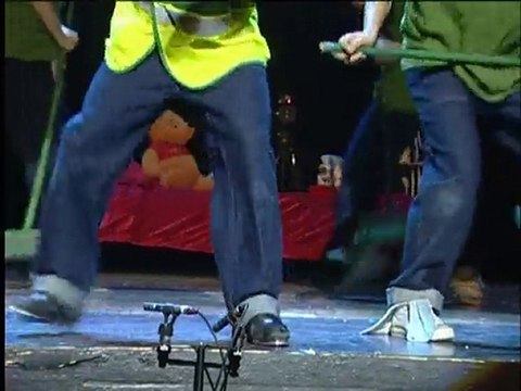 LE FABULEUX REVE D'AMELIE-EXTRAITS FOLIES BERGERE 2008