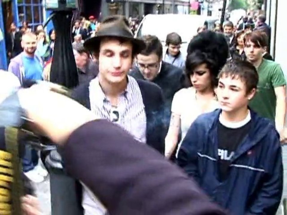 SNTV - Amy Winehouse Divorce