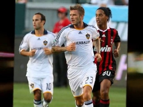 SNTV - Beckham flips out on angry fan