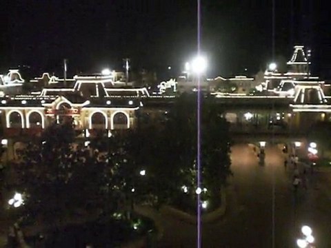 Disneyland Paris - Fantillusion vue depuis le DLH