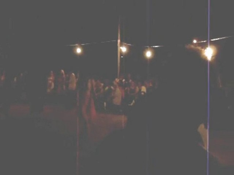 1-Demirkapı gözlüklü şişman çalıyo