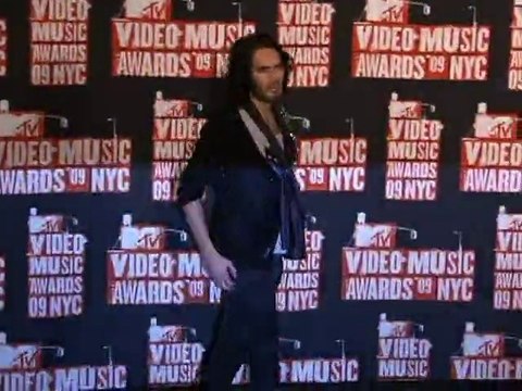 SNTV - Latest celebrity gossip